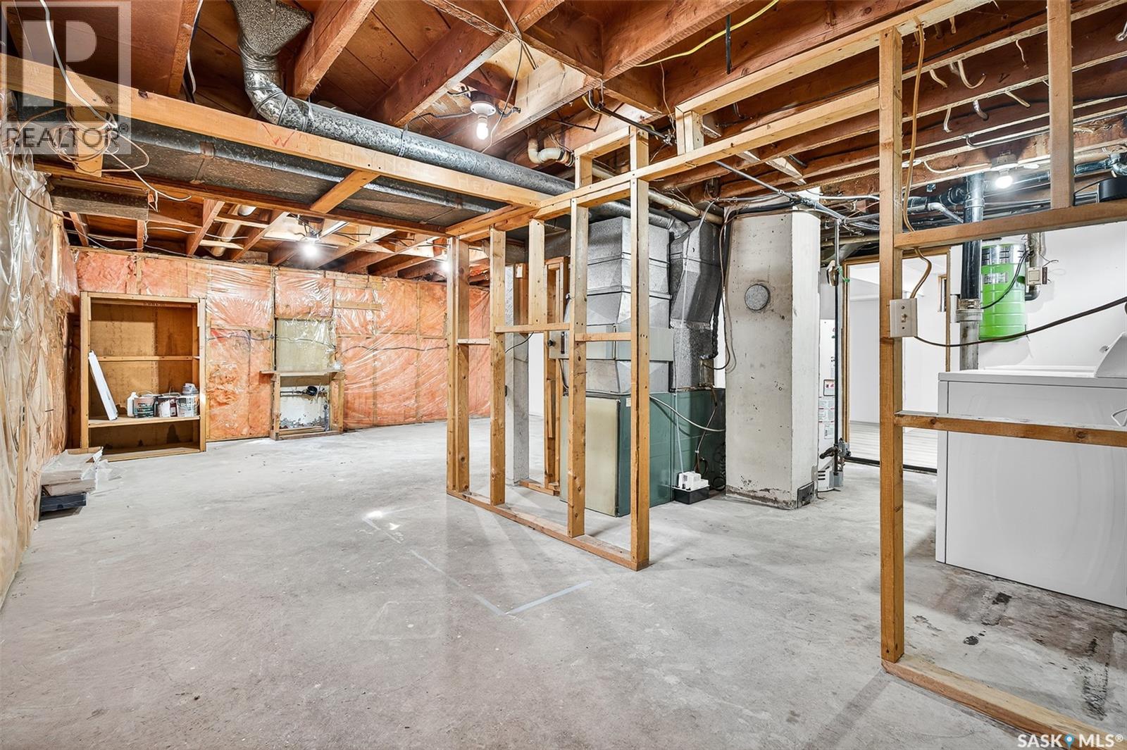 1045 4th Avenue Nw, Moose Jaw, Saskatchewan  S6H 3X2 - Photo 35 - SK023879