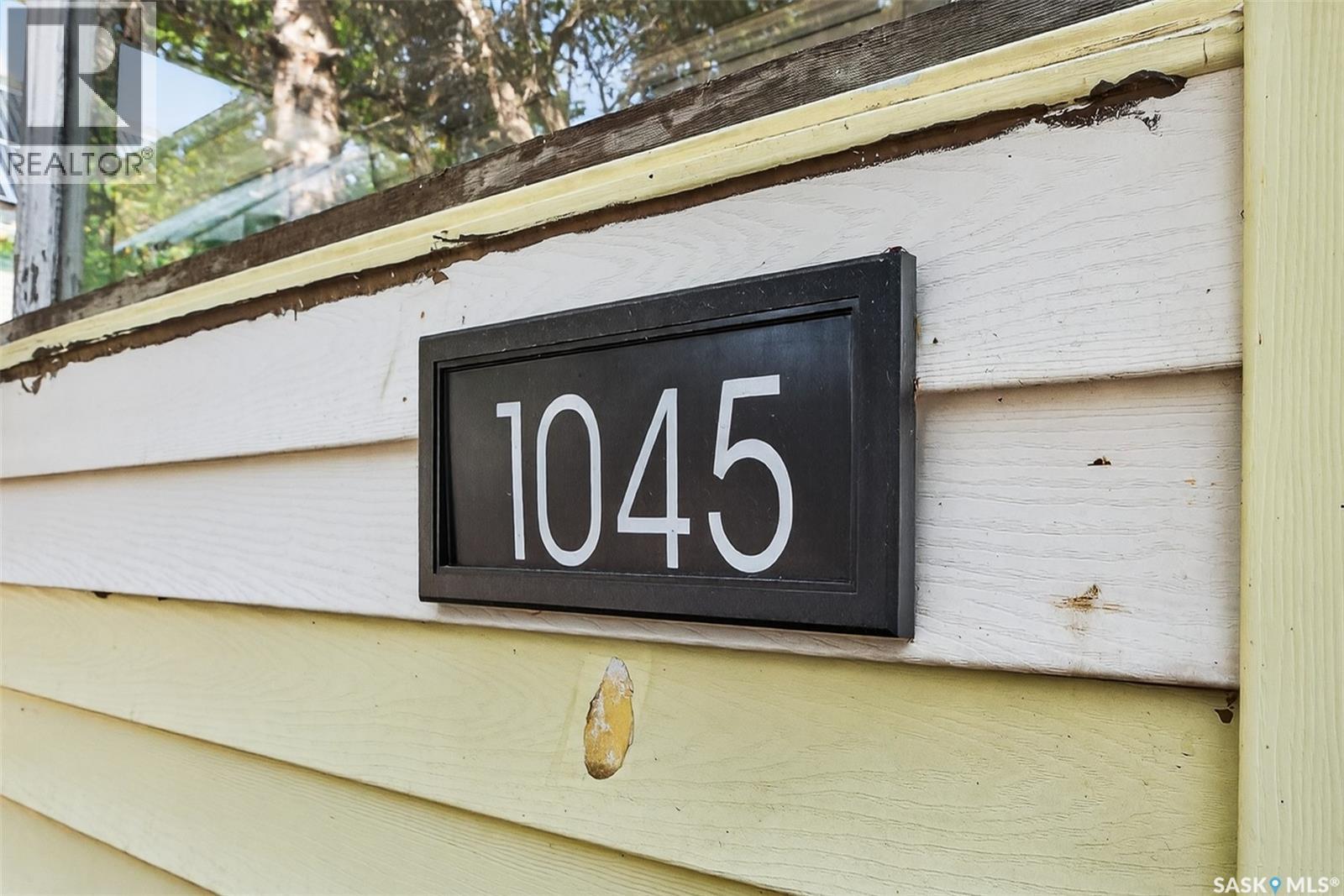 1045 4th Avenue Nw, Moose Jaw, Saskatchewan  S6H 3X2 - Photo 4 - SK023879