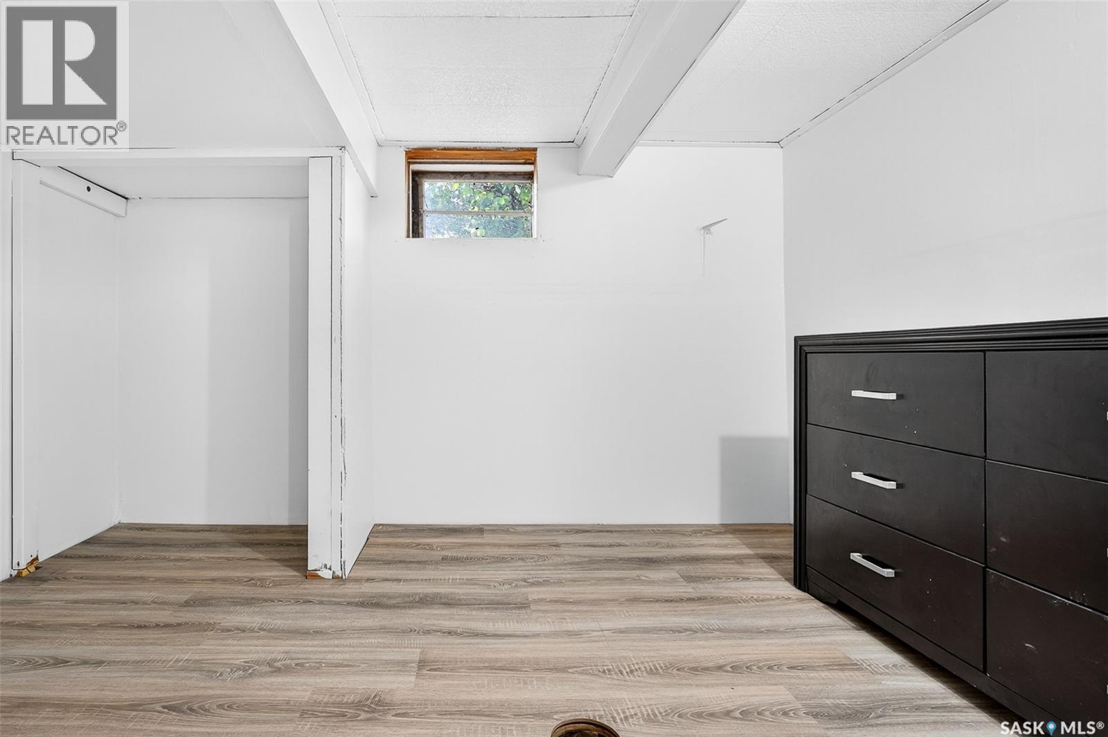 1045 4th Avenue Nw, Moose Jaw, Saskatchewan  S6H 3X2 - Photo 41 - SK023879