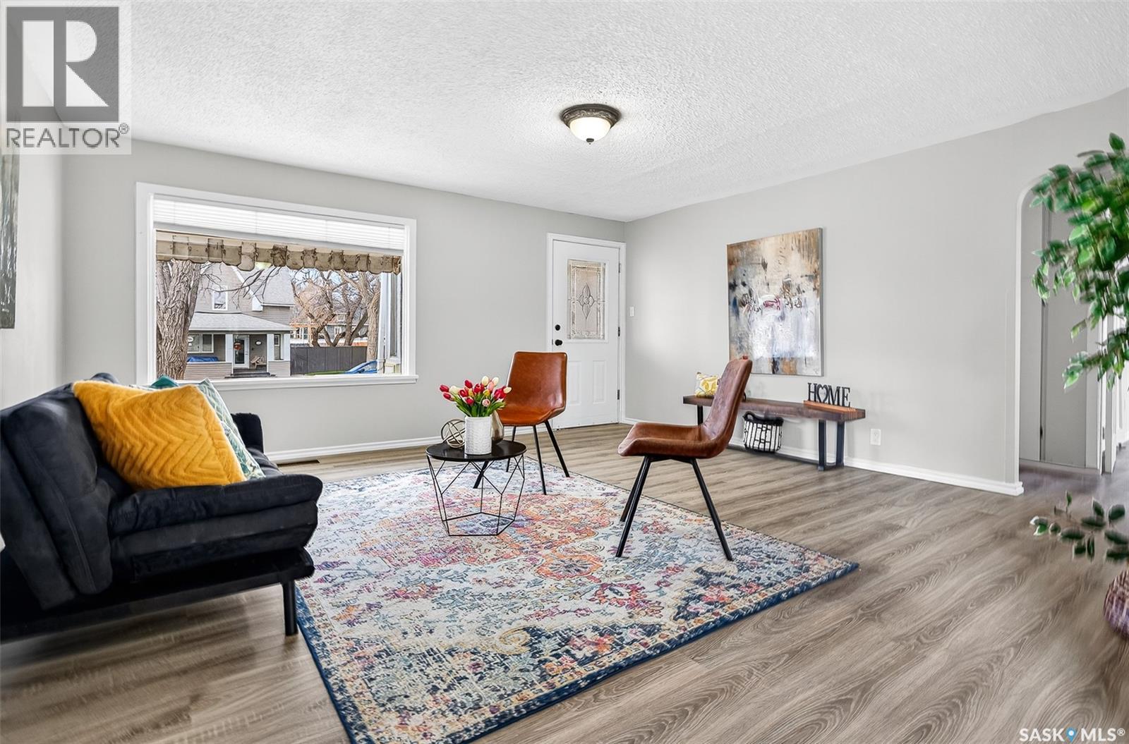 1045 4th Avenue Nw, Moose Jaw, Saskatchewan  S6H 3X2 - Photo 8 - SK023879