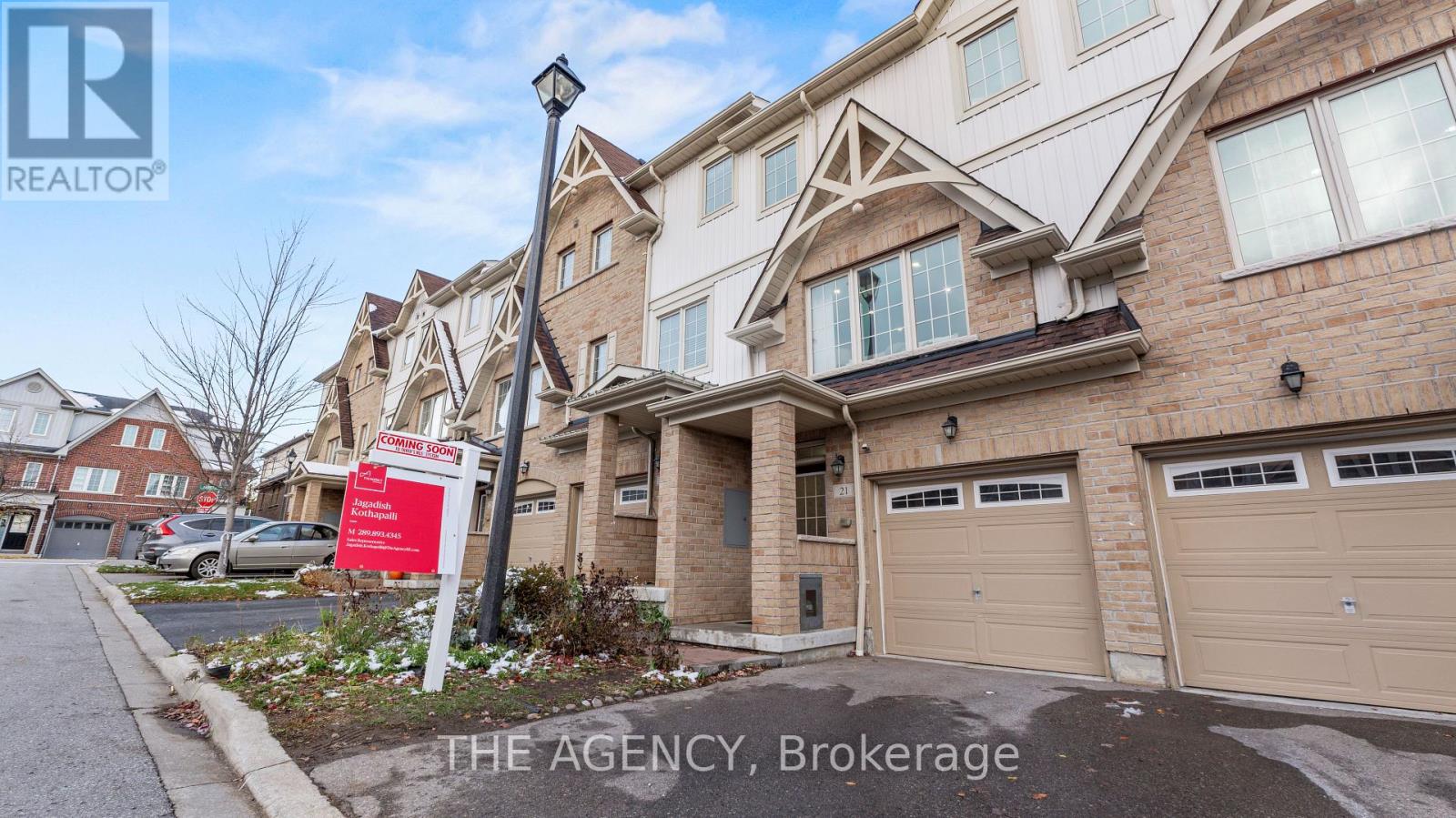 21 BENJAMIN WAY, Whitby, Ontario