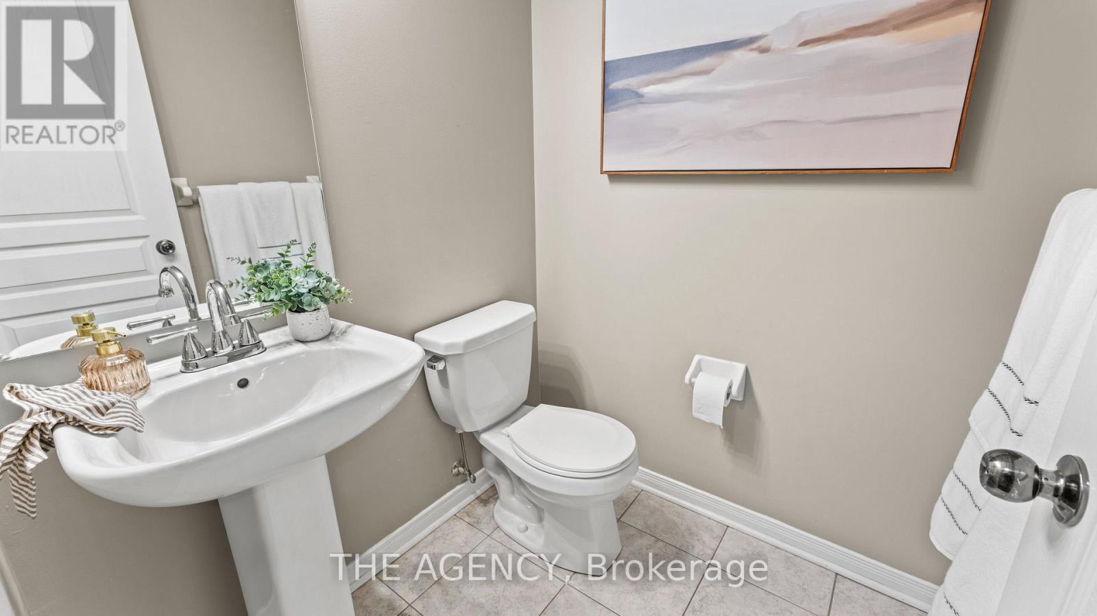 21 Benjamin Way, Whitby, Ontario  L1N 0K7 - Photo 13 - E12540246