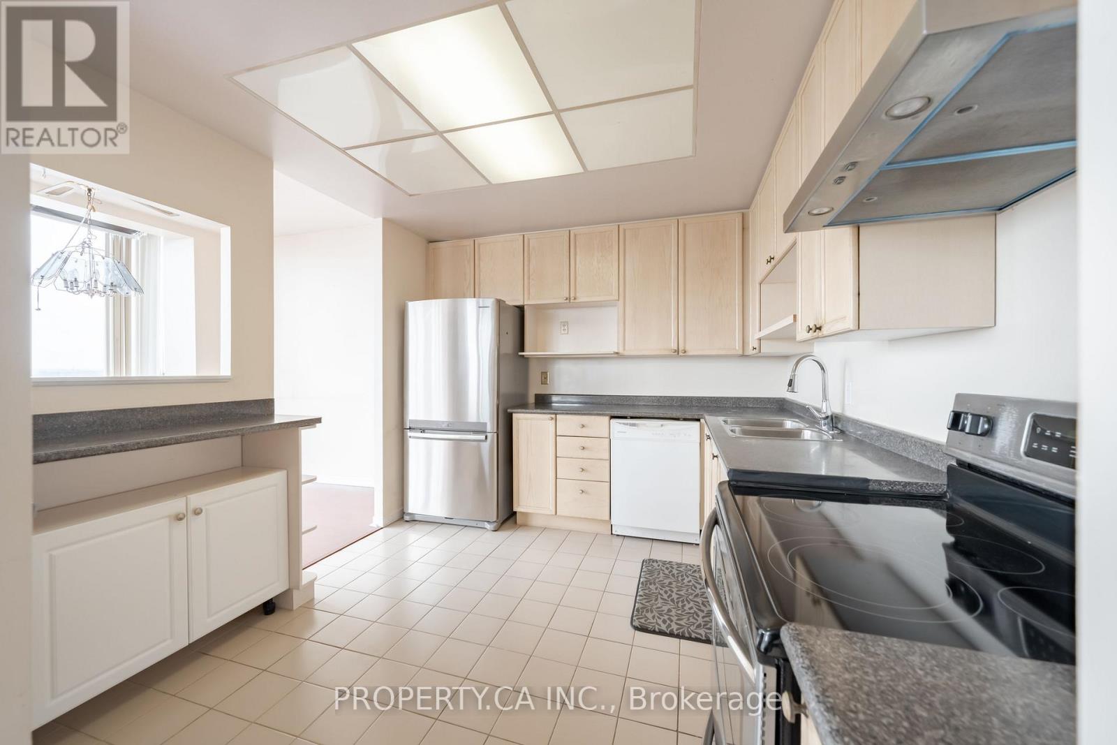 812 - 25 Cumberland Lane, Ajax, Ontario  L1S 7K1 - Photo 12 - E12540320