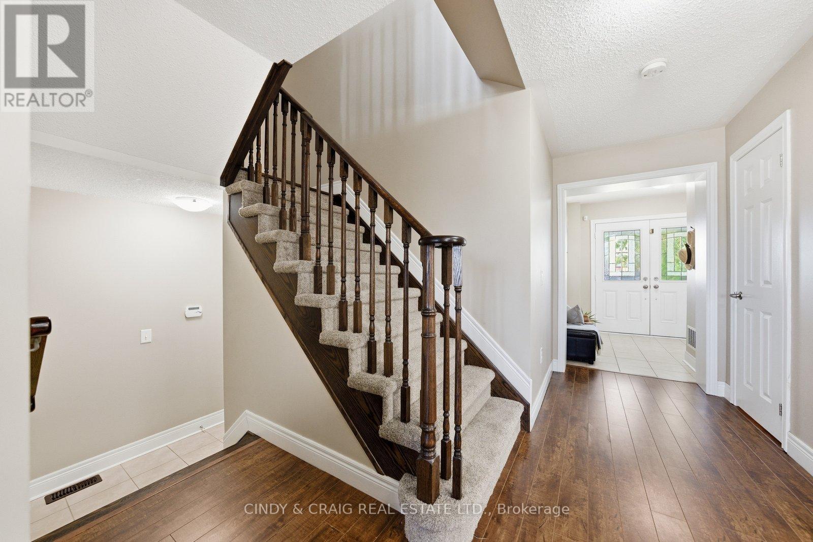 119 Dewell Crescent, Clarington, Ontario  L1E 0B8 - Photo 3 - E12540408