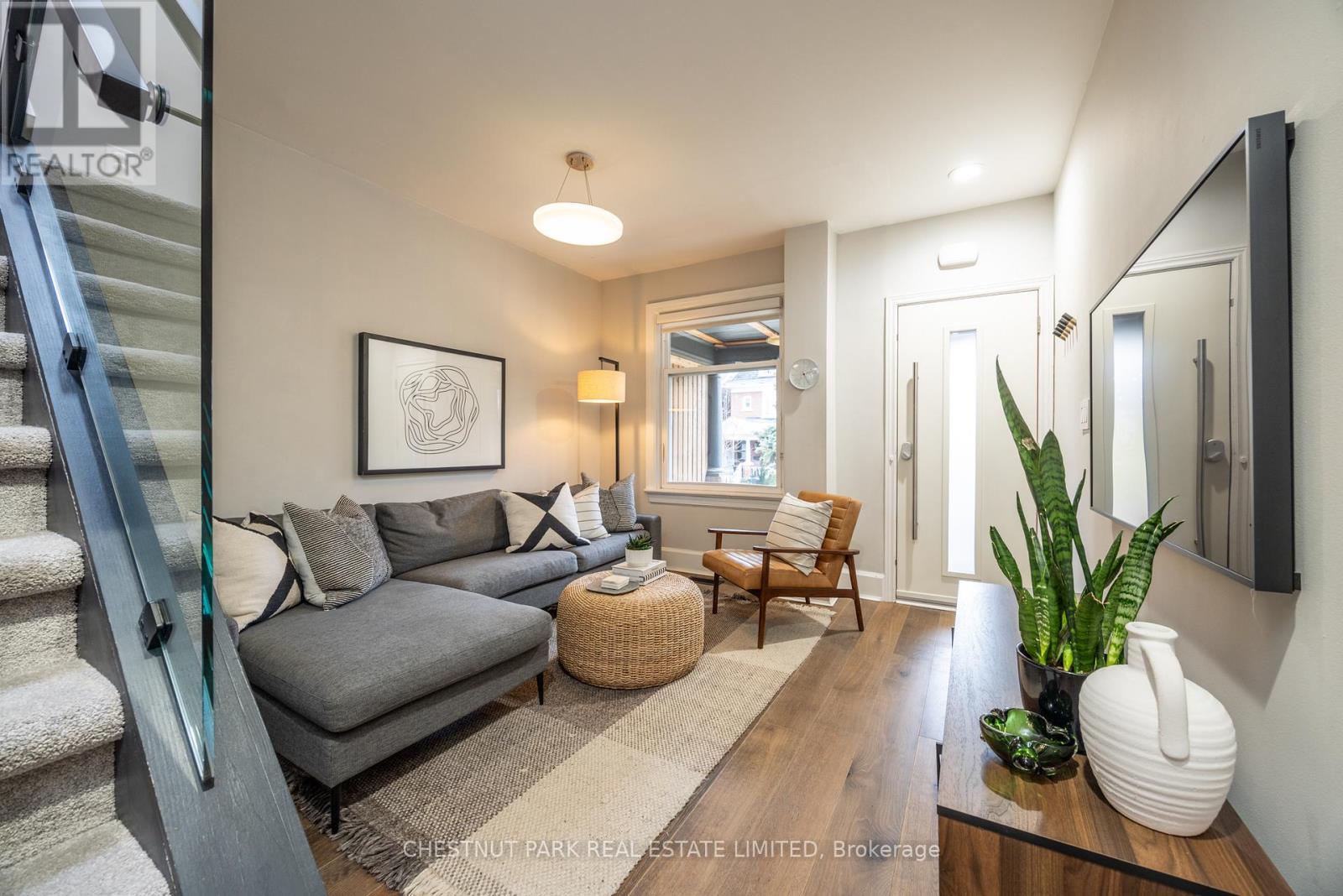 115 Leslie Street, Toronto, Ontario  M4M 3C6 - Photo 4 - E12540506