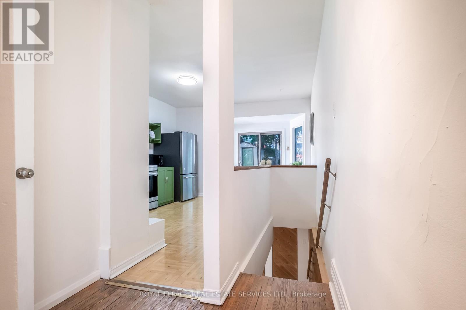 65 Drayton Avenue, Toronto, Ontario  M4C 3L8 - Photo 14 - E12540550