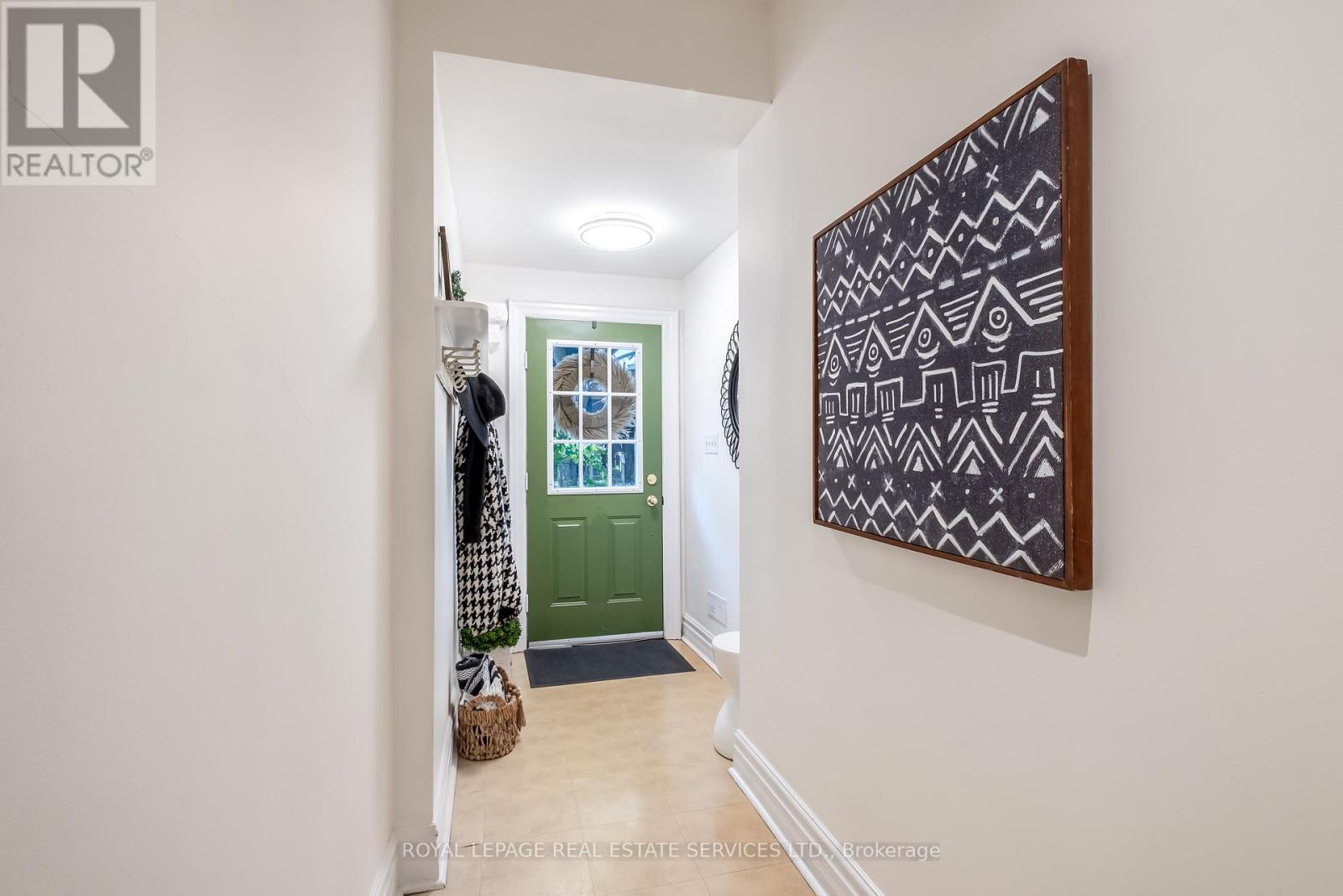 65 Drayton Avenue, Toronto, Ontario  M4C 3L8 - Photo 4 - E12540550