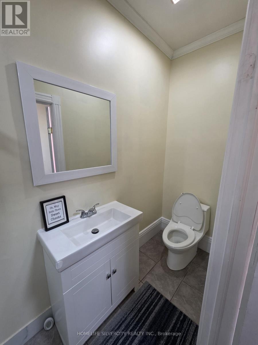 79 Scott Street, St. Thomas, Ontario  N5P 1L1 - Photo 12 - X12499456