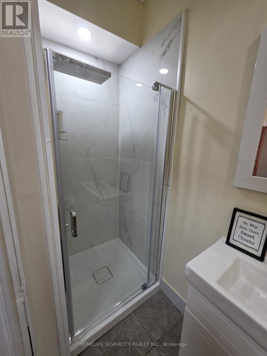 79 Scott Street, St. Thomas, Ontario  N5P 1L1 - Photo 13 - X12499456