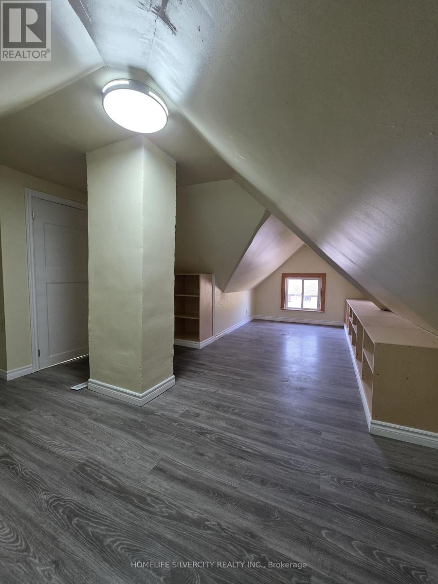 79 Scott Street, St. Thomas, Ontario  N5P 1L1 - Photo 38 - X12499456