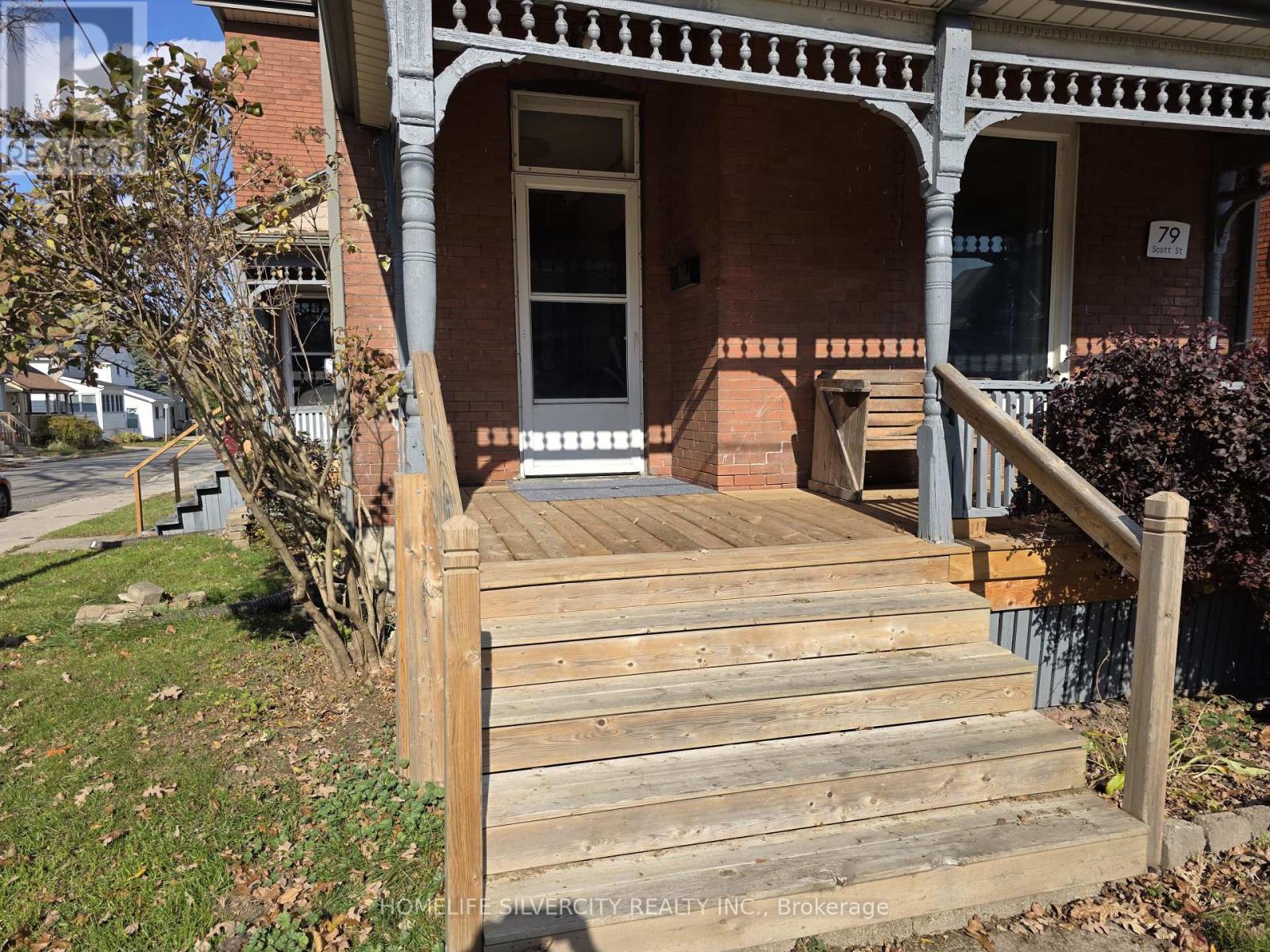 79 Scott Street, St. Thomas, Ontario  N5P 1L1 - Photo 4 - X12499456