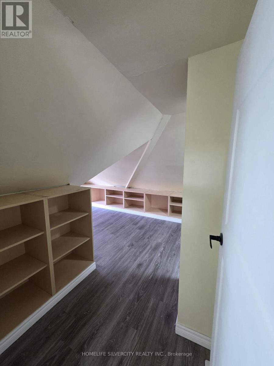 79 Scott Street, St. Thomas, Ontario  N5P 1L1 - Photo 36 - X12499456