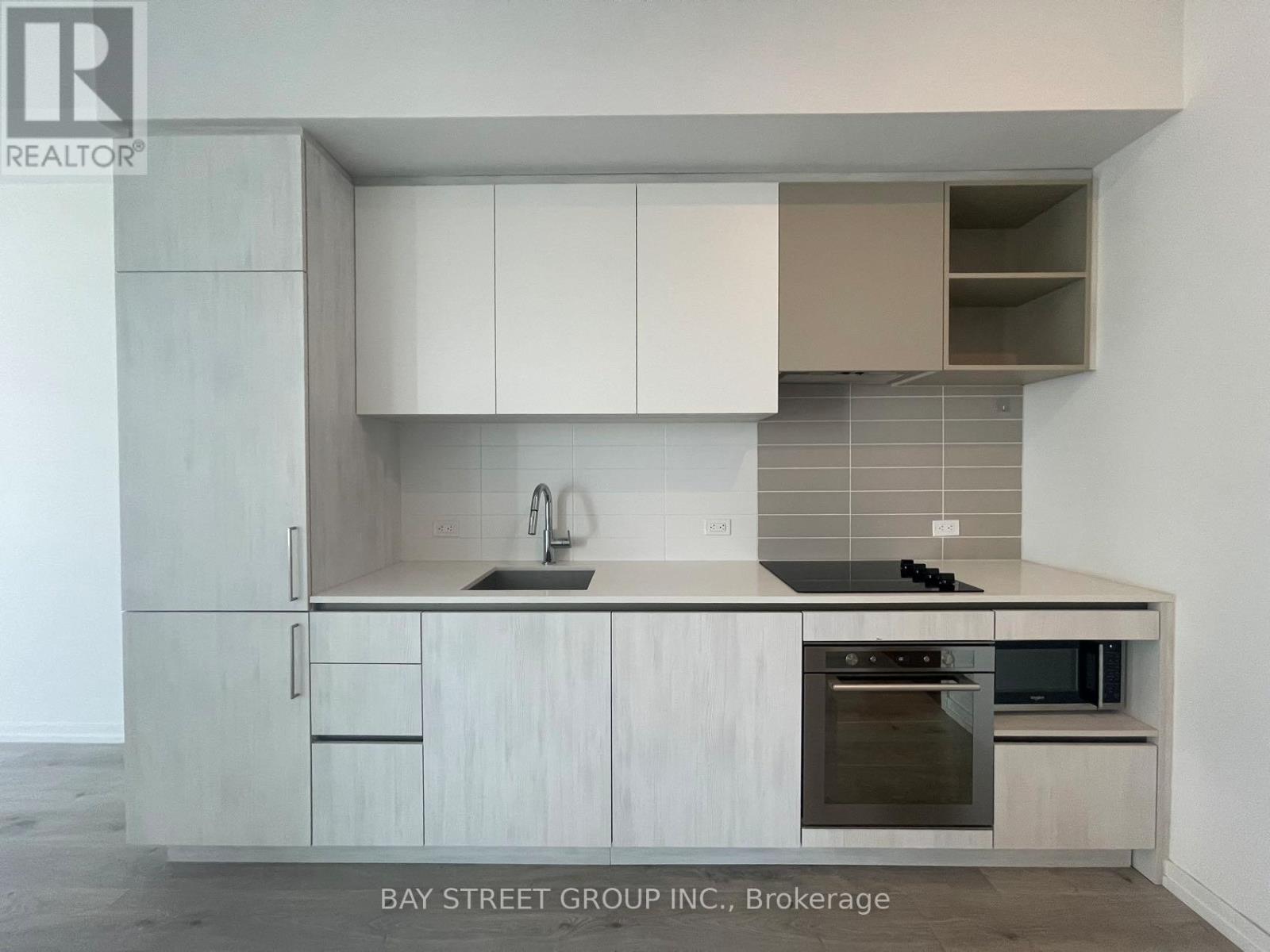 3210 - 7890 Jane Street, Vaughan, Ontario  L4K 0K9 - Photo 3 - N12540258