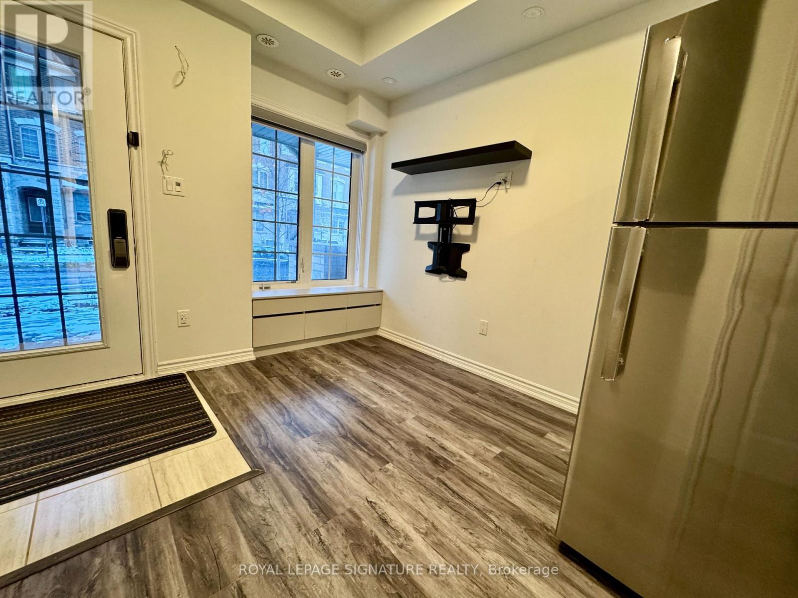 139 Frederick Wilson Avenue, Markham, Ontario  L6B 1P6 - Photo 2 - N12540334