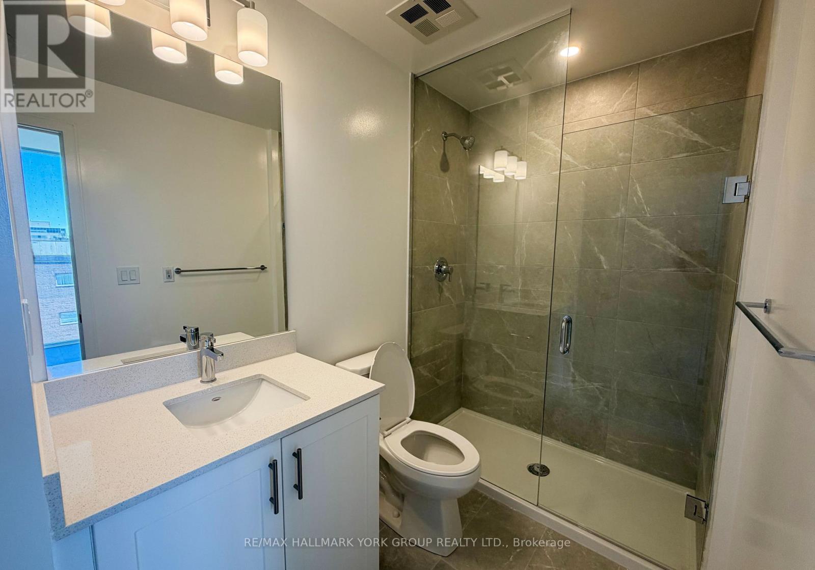 A319 - 715 Davis Drive, Newmarket, Ontario  L3Y 0J2 - Photo 7 - N12540430