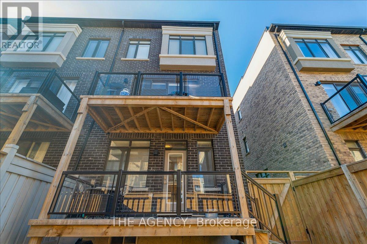 84 Salterton Circle, Vaughan, Ontario  L6A 4Z1 - Photo 34 - N12540446