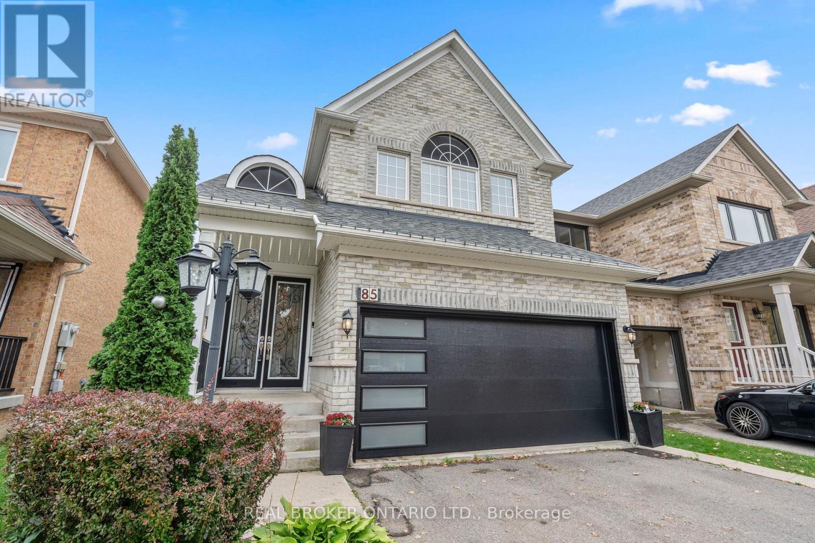 85 LAURIER AVENUE, Richmond Hill, Ontario