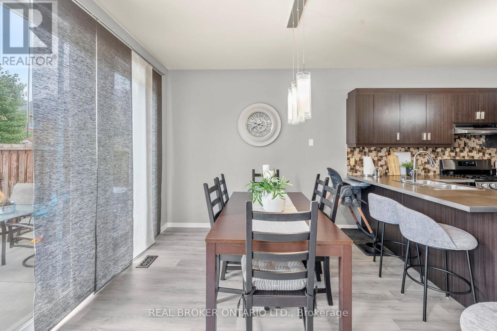 85 Laurier Avenue, Richmond Hill, Ontario  L4E 4P7 - Photo 19 - N12540468