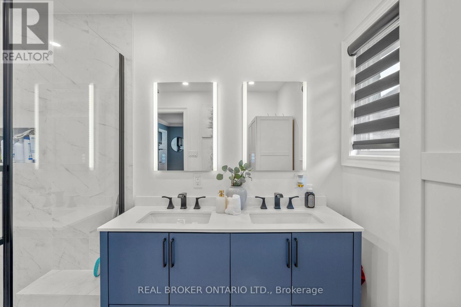 85 Laurier Avenue, Richmond Hill, Ontario  L4E 4P7 - Photo 30 - N12540468