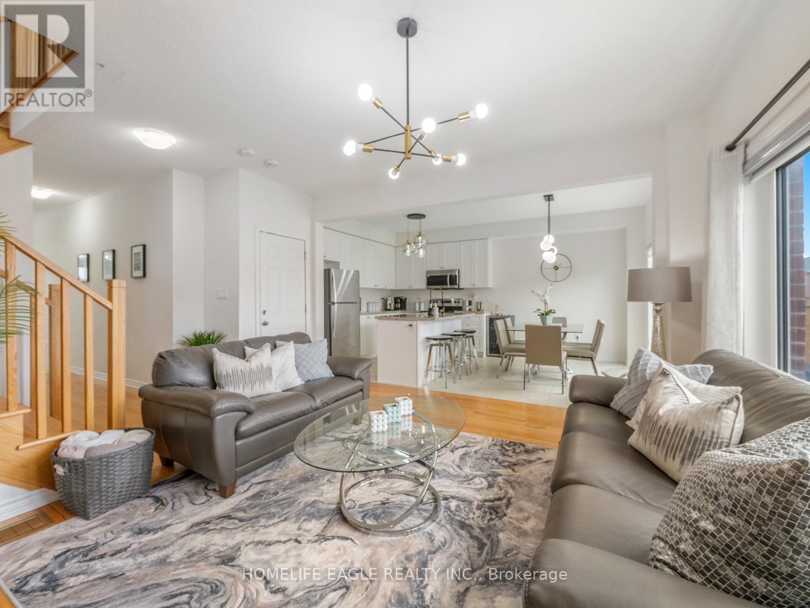 1226 Corby Way, Innisfil, Ontario  L9S 0R1 - Photo 4 - N12540478