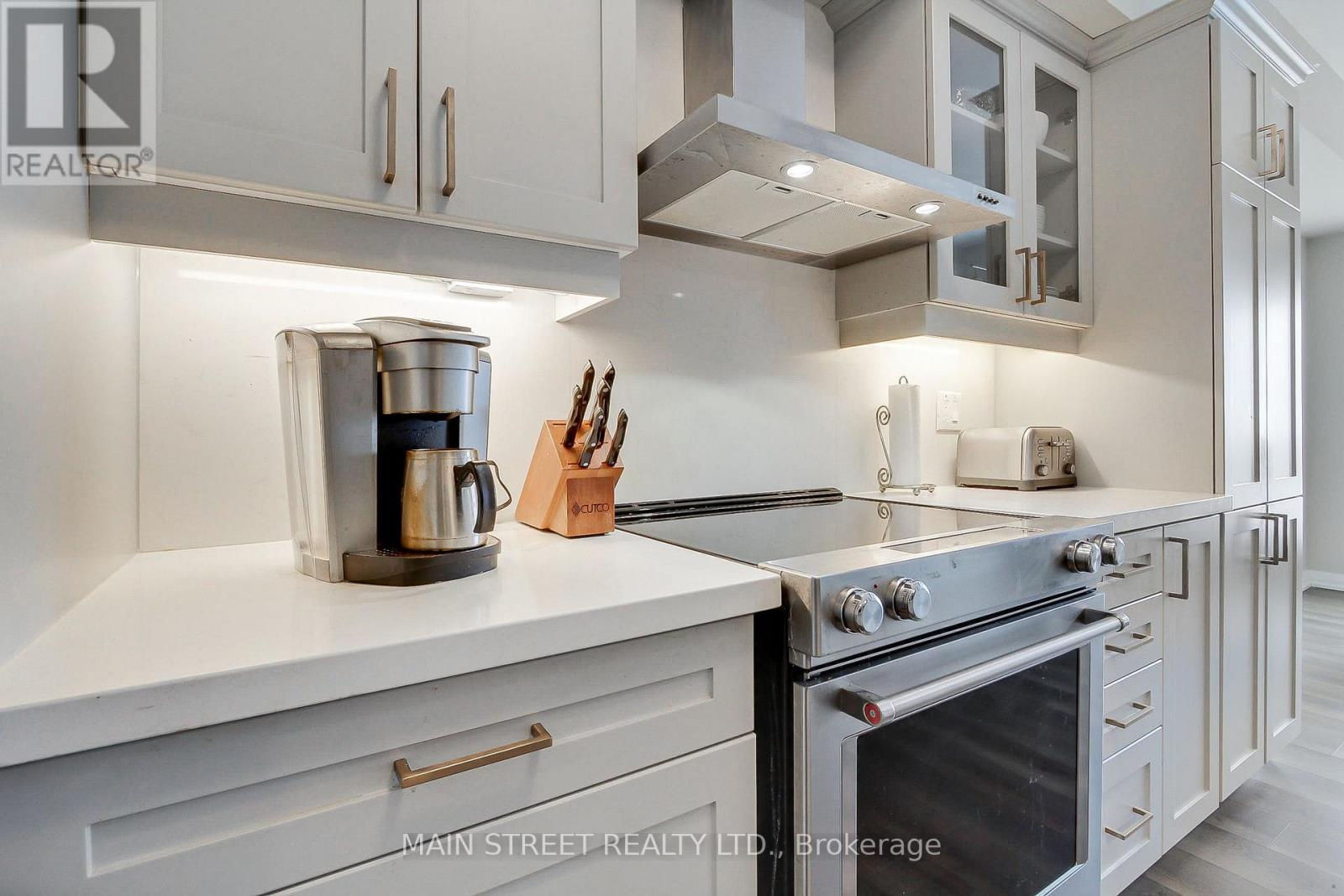 402 - 20 Koda Street, Barrie, Ontario  L9J 0J7 - Photo 15 - S12540278