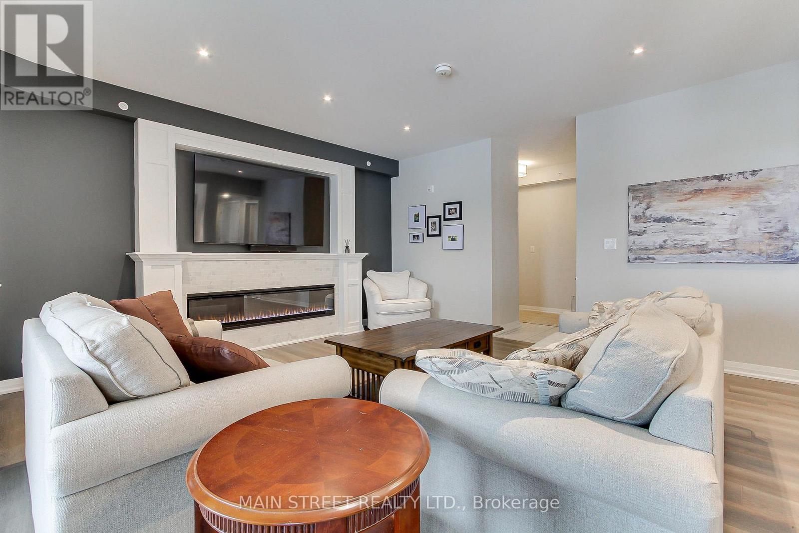 402 - 20 Koda Street, Barrie, Ontario  L9J 0J7 - Photo 8 - S12540278