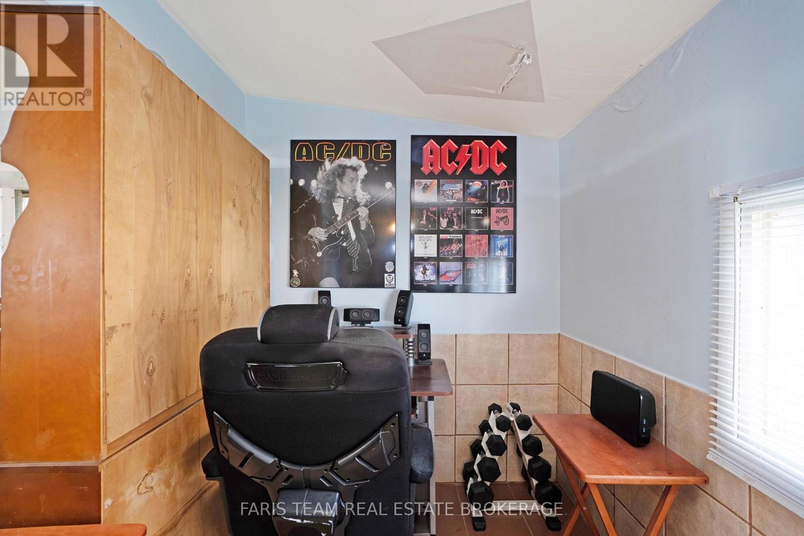 2235 Ron Jones Road E5, Tay, Ontario  L4R 4K3 - Photo 16 - S12540494