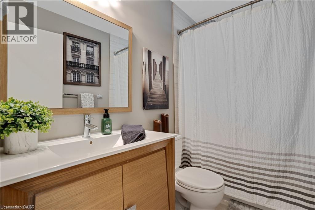 111 Franklin Street N, Kitchener, Ontario  N2A 1Y3 - Photo 13 - 40787999