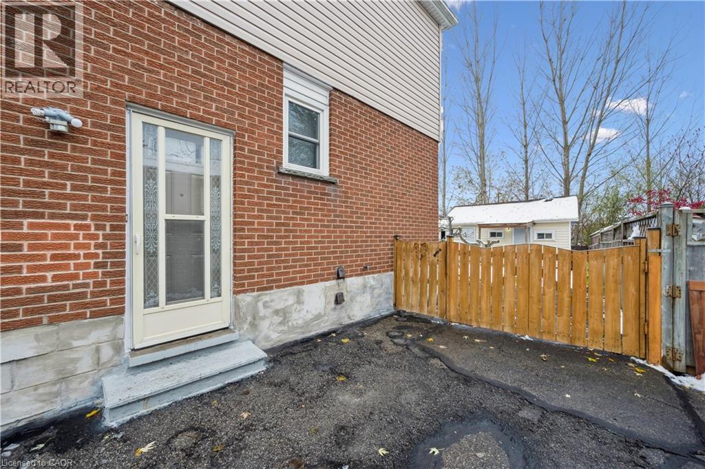 46 Montana Road, Guelph, Ontario  N1E 3M2 - Photo 35 - 40787356