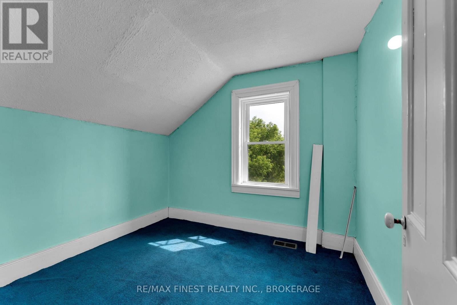 291 Hambly Road, Greater Napanee, Ontario K7R 3K8 - Photo 20 - X12540618