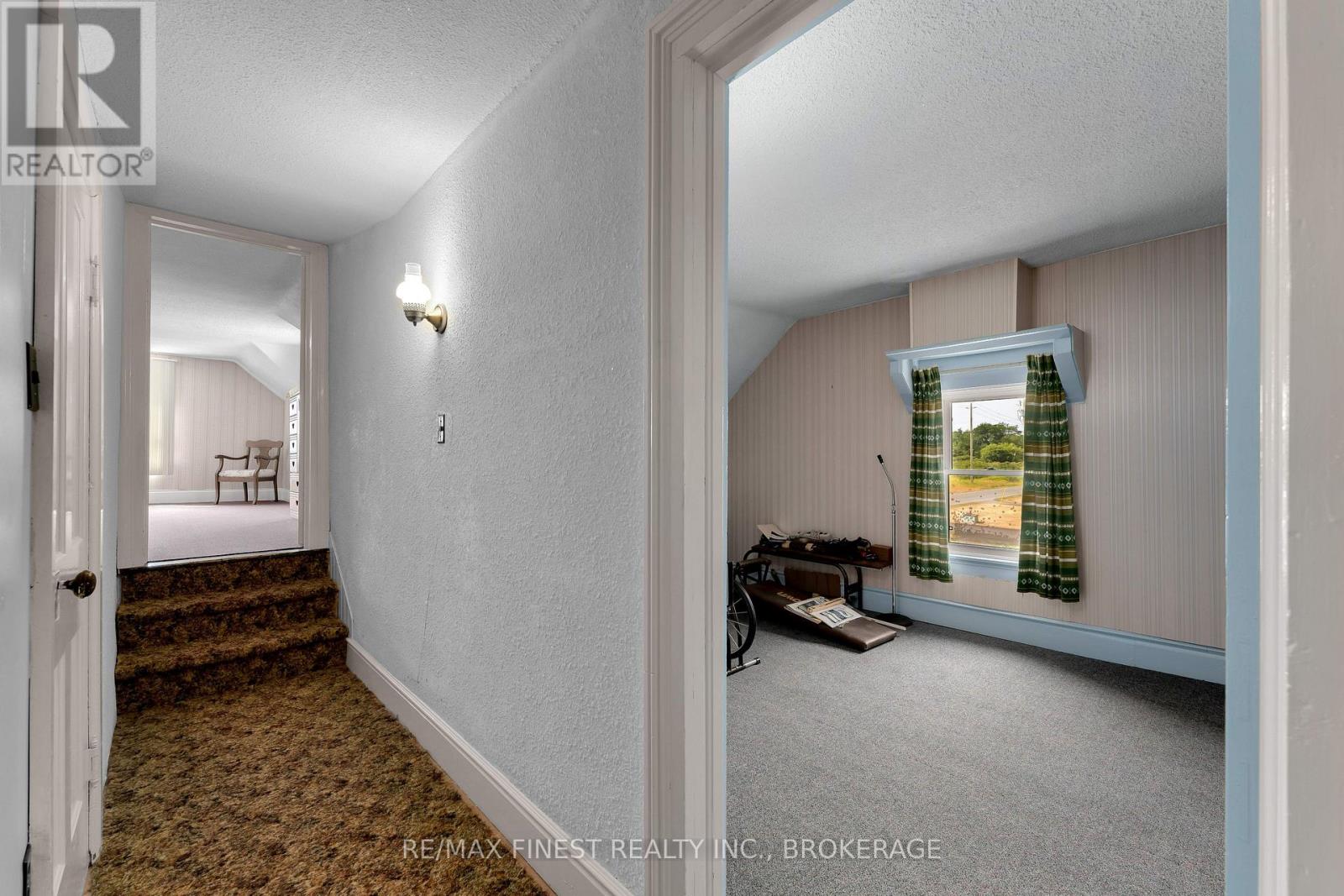 291 Hambly Road, Greater Napanee, Ontario K7R 3K8 - Photo 25 - X12540618