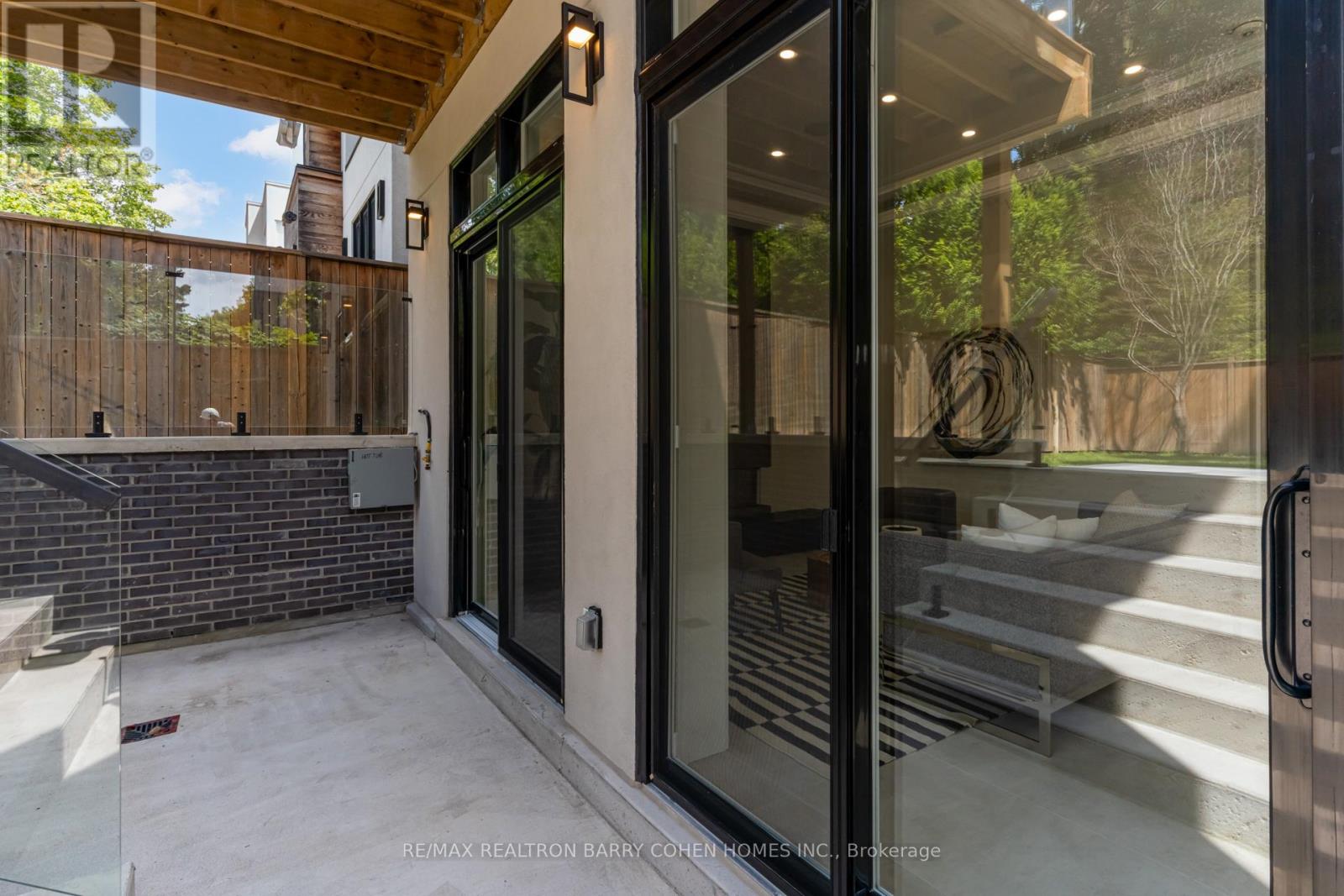 594 Broadway Avenue, Toronto, Ontario  M4G 2S5 - Photo 34 - C12438155