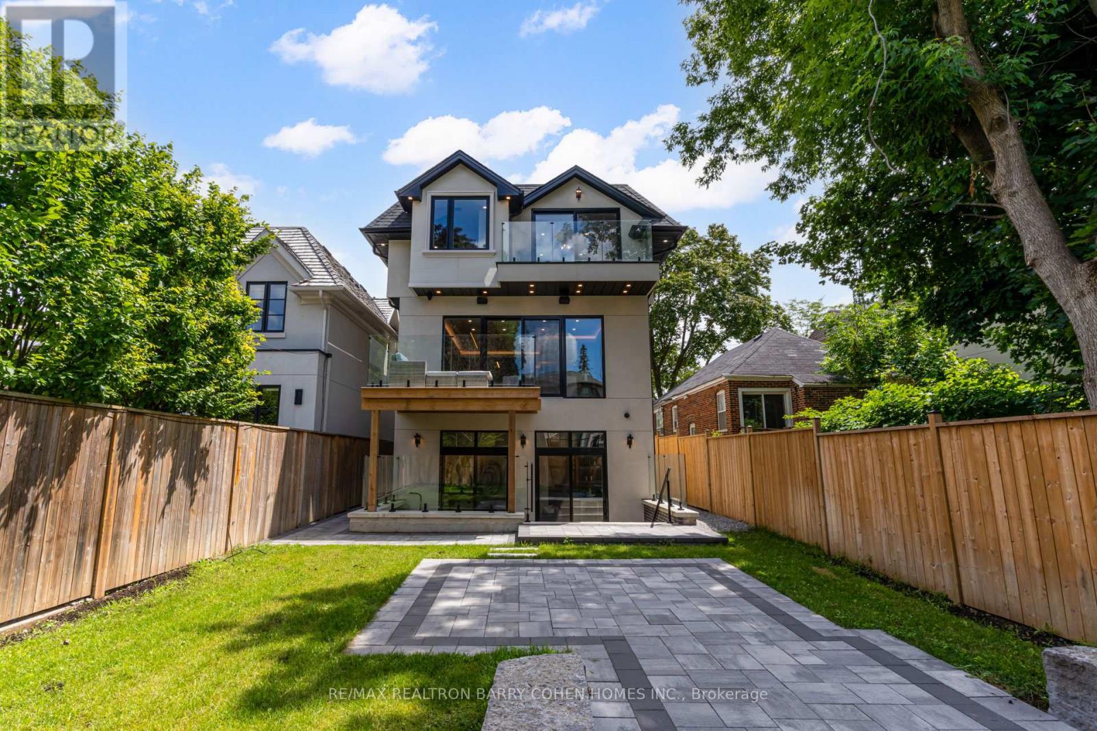 594 Broadway Avenue, Toronto, Ontario  M4G 2S5 - Photo 38 - C12438155