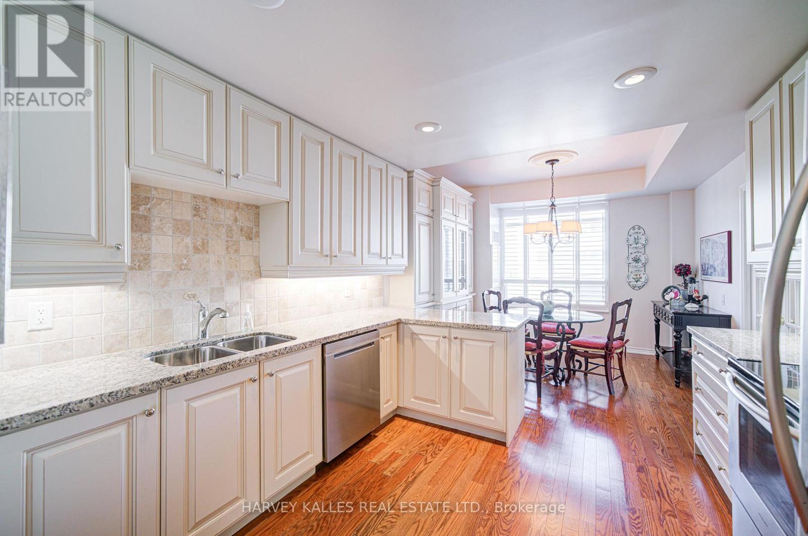 404 - 1 Glen Park, Toronto, Ontario  M6B 4M5 - Photo 15 - C12540244