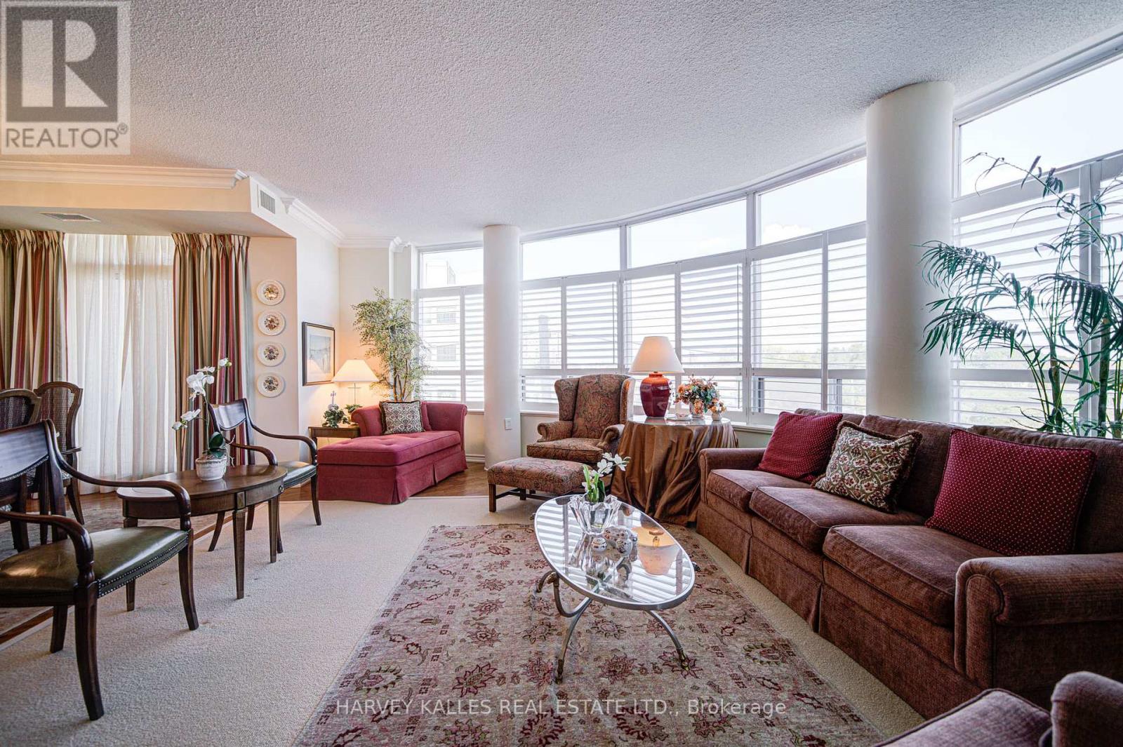 404 - 1 Glen Park, Toronto, Ontario  M6B 4M5 - Photo 12 - C12540244