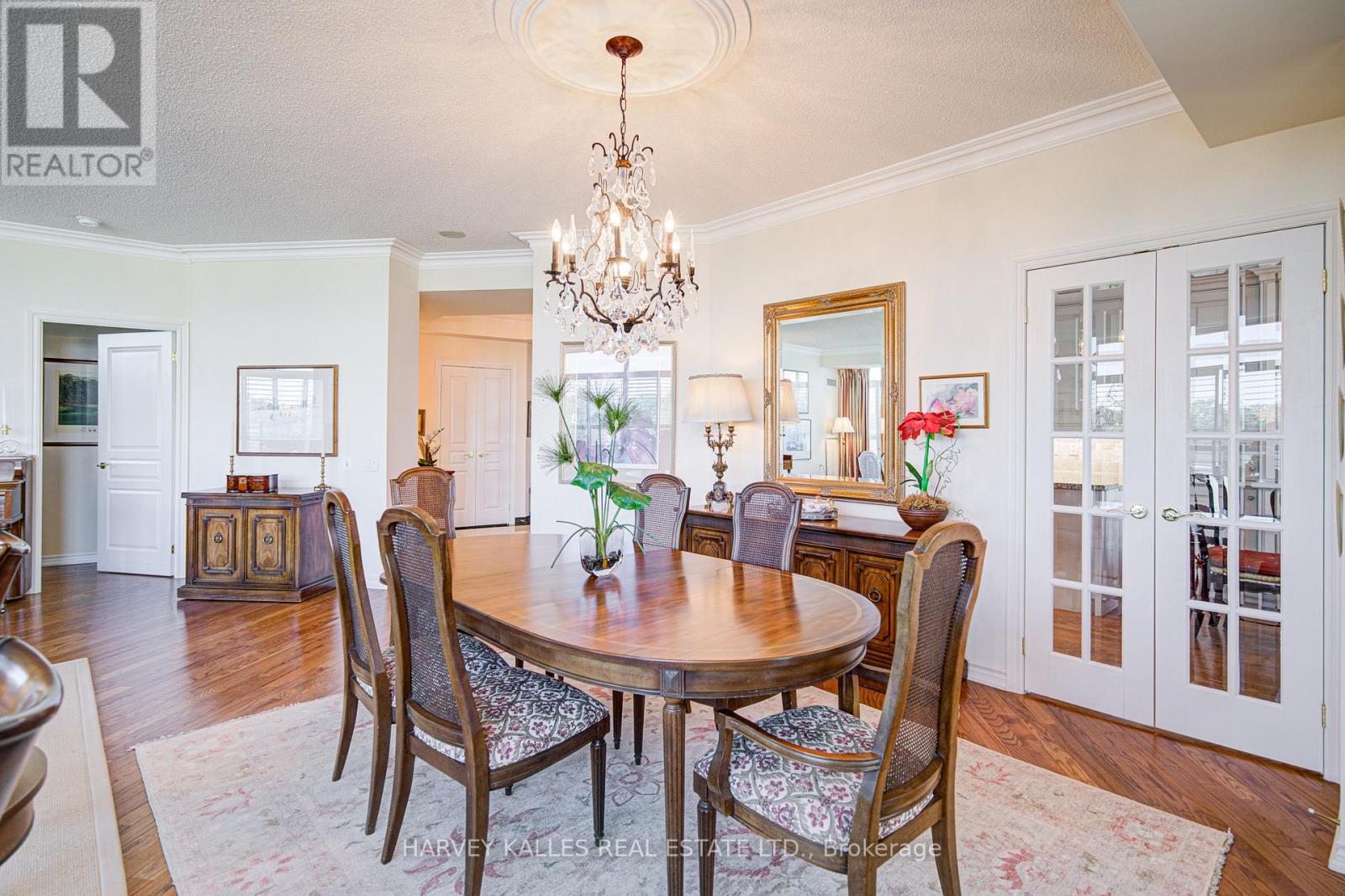 404 - 1 Glen Park, Toronto, Ontario  M6B 4M5 - Photo 8 - C12540244