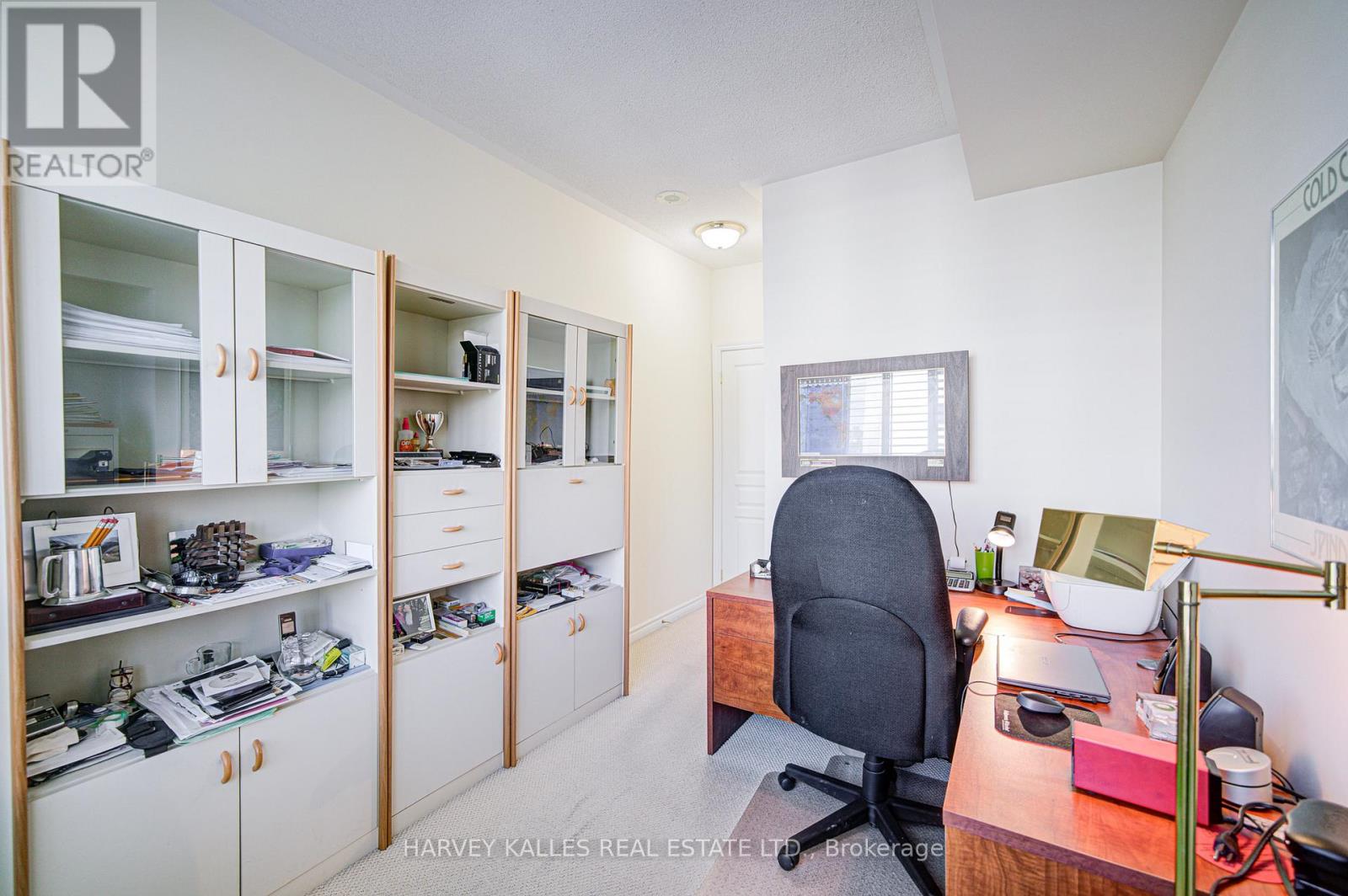 404 - 1 Glen Park, Toronto, Ontario  M6B 4M5 - Photo 32 - C12540244