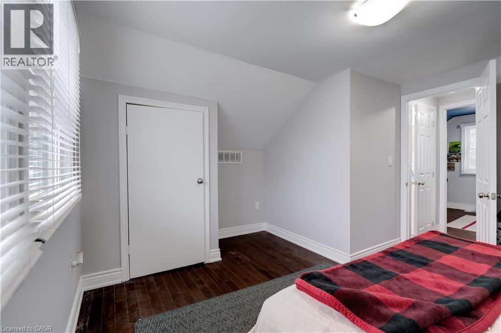 284 Walter Avenue N, Hamilton, Ontario L8H 5R4 - Photo 18 - 40787974