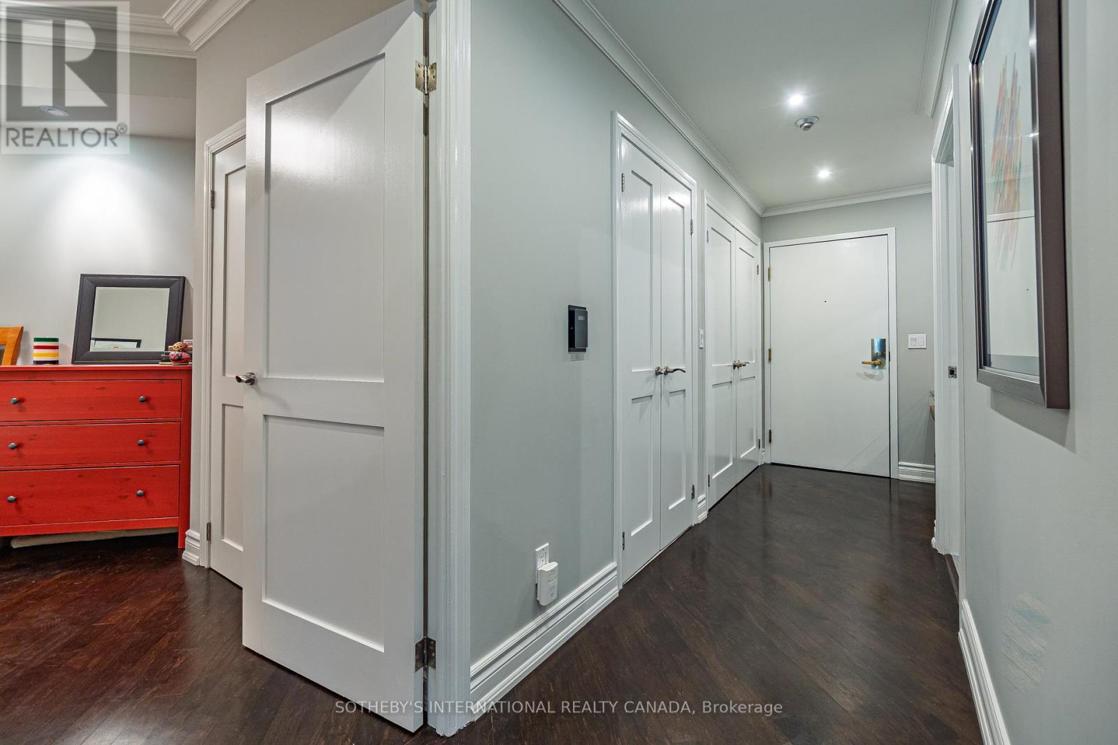 803 - 1 Balmoral Avenue, Toronto, Ontario  M4V 3B9 - Photo 13 - C12540546