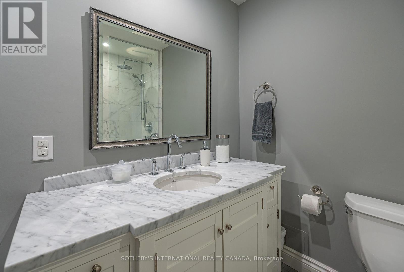 803 - 1 Balmoral Avenue, Toronto, Ontario  M4V 3B9 - Photo 22 - C12540546