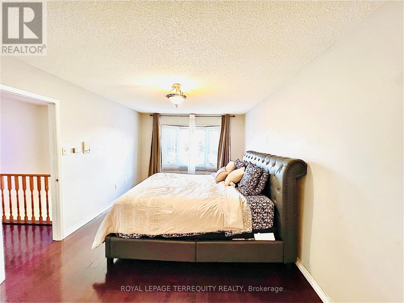 531 Loretta Court, Mississauga, Ontario  L5B 3S2 - Photo 14 - W12540214