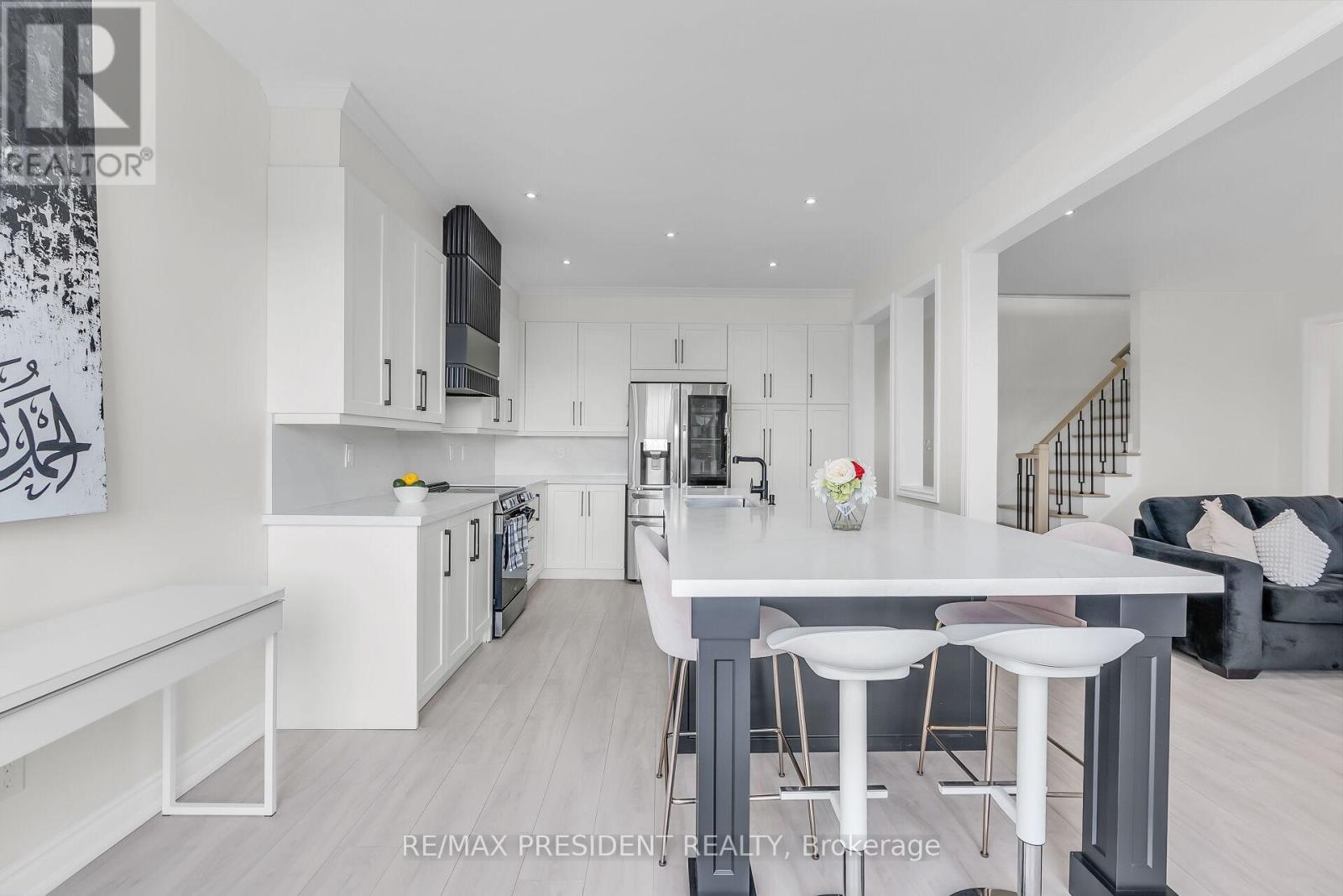 66 Bayhampton Drive, Brampton, Ontario  L6P 2S7 - Photo 15 - W12540222