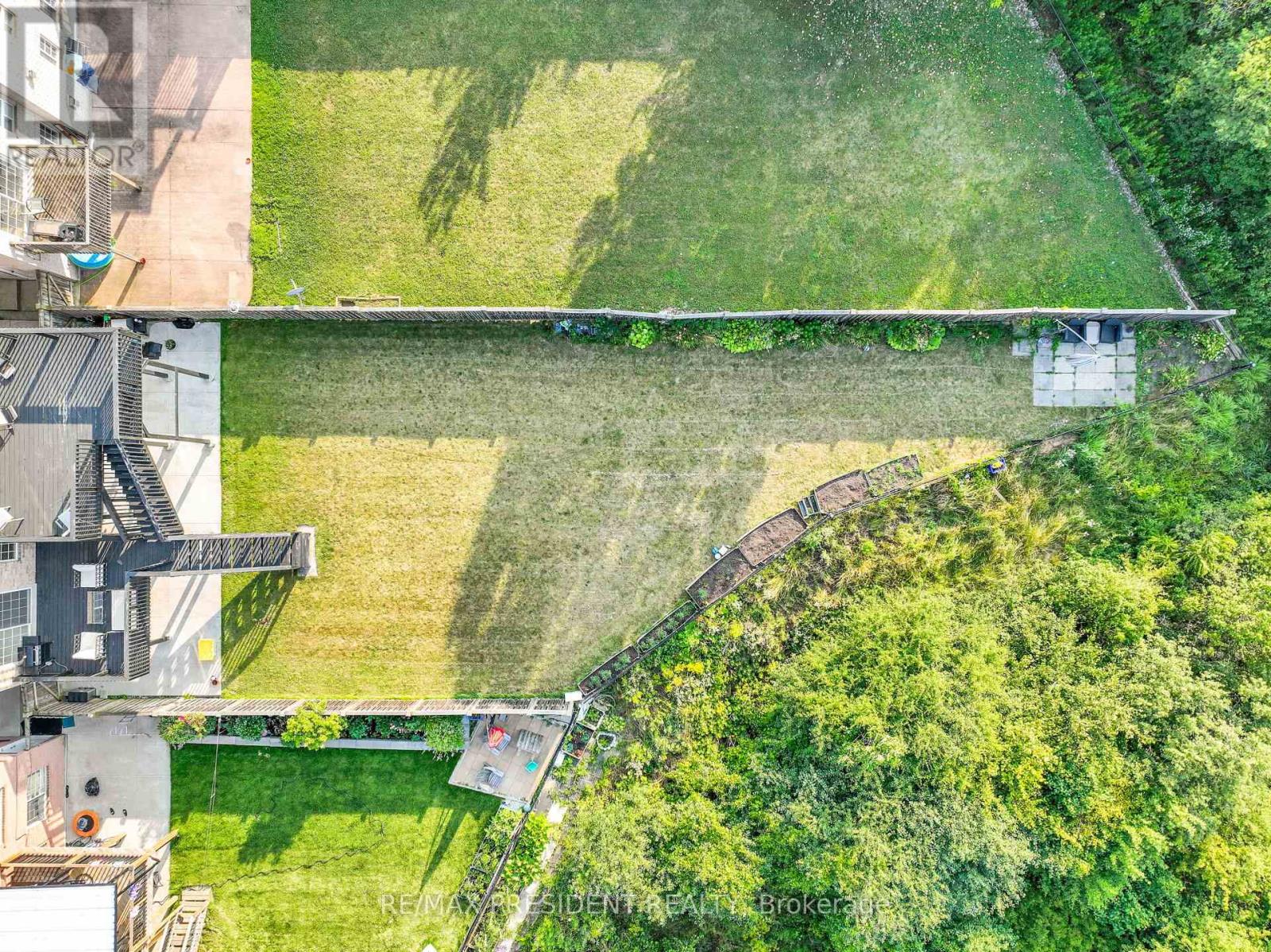 66 Bayhampton Drive, Brampton, Ontario  L6P 2S7 - Photo 44 - W12540222