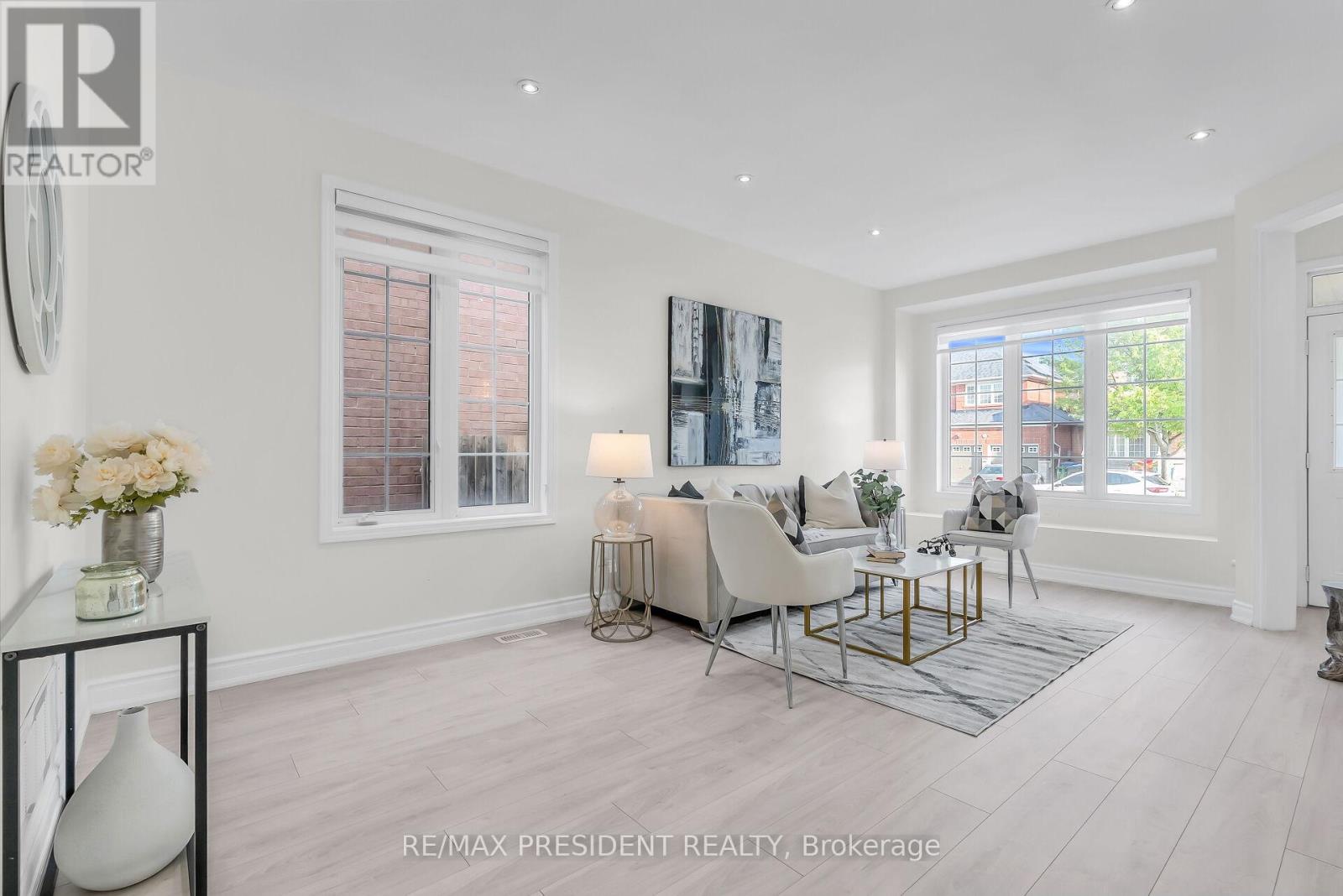 66 Bayhampton Drive, Brampton, Ontario  L6P 2S7 - Photo 6 - W12540222