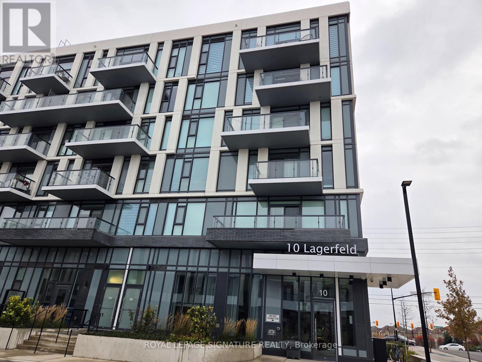 103 - 10 Lagerfeld Drive, Brampton, Ontario  L7A 5L3 - Photo 2 - W12540226