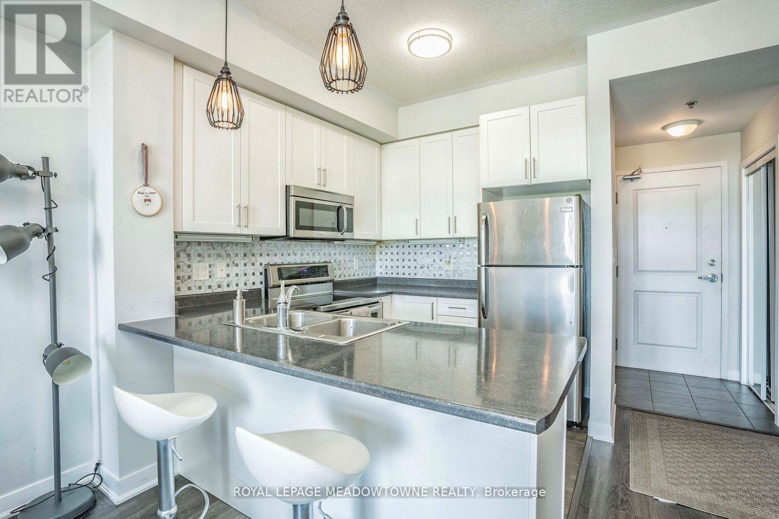 323 - 5317 Upper Middle Road, Burlington, Ontario  L7L 0G8 - Photo 7 - W12540234