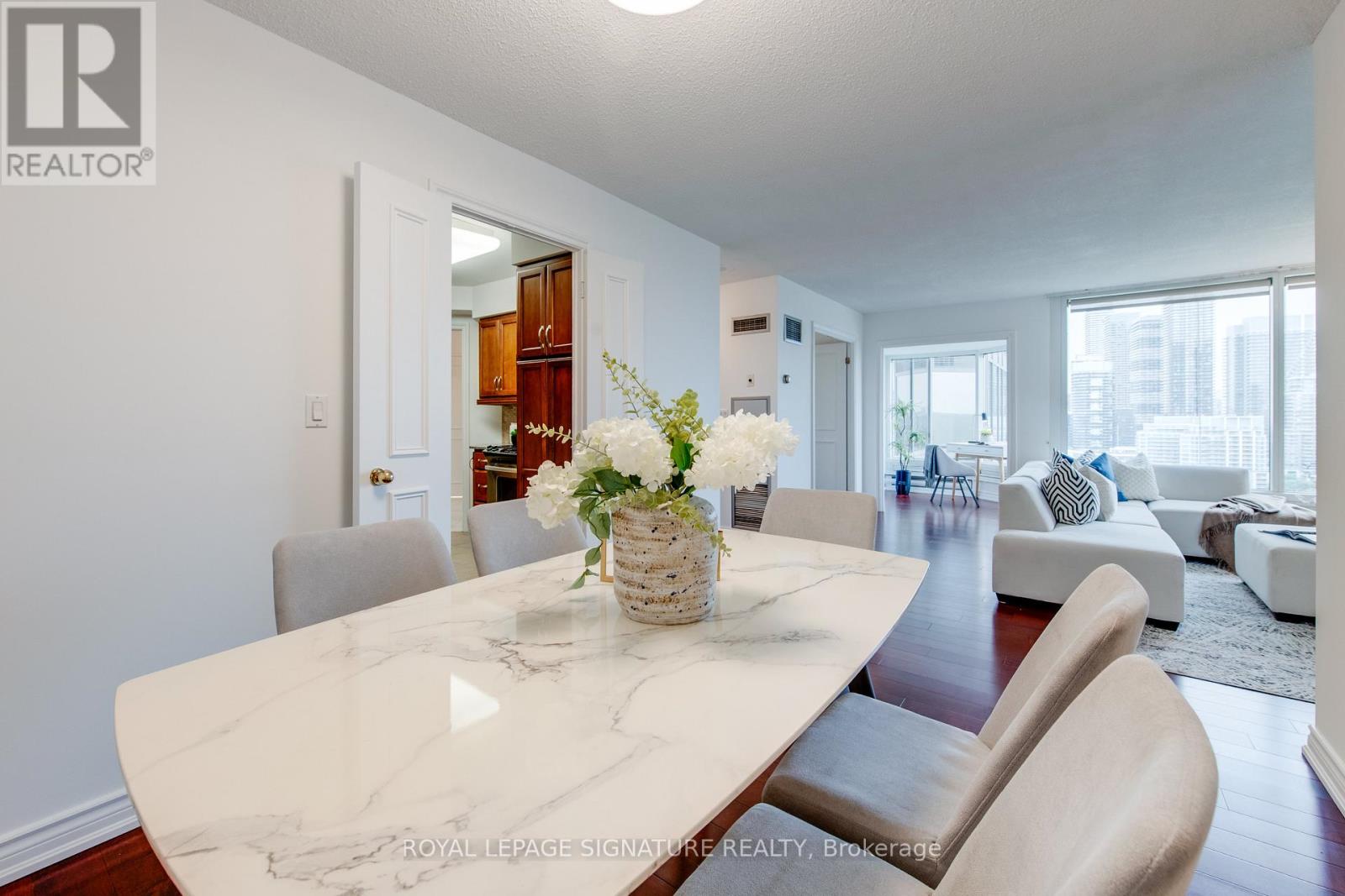 2108 - 1 Palace Pier Court, Toronto, Ontario  M8V 3W9 - Photo 2 - W12540248