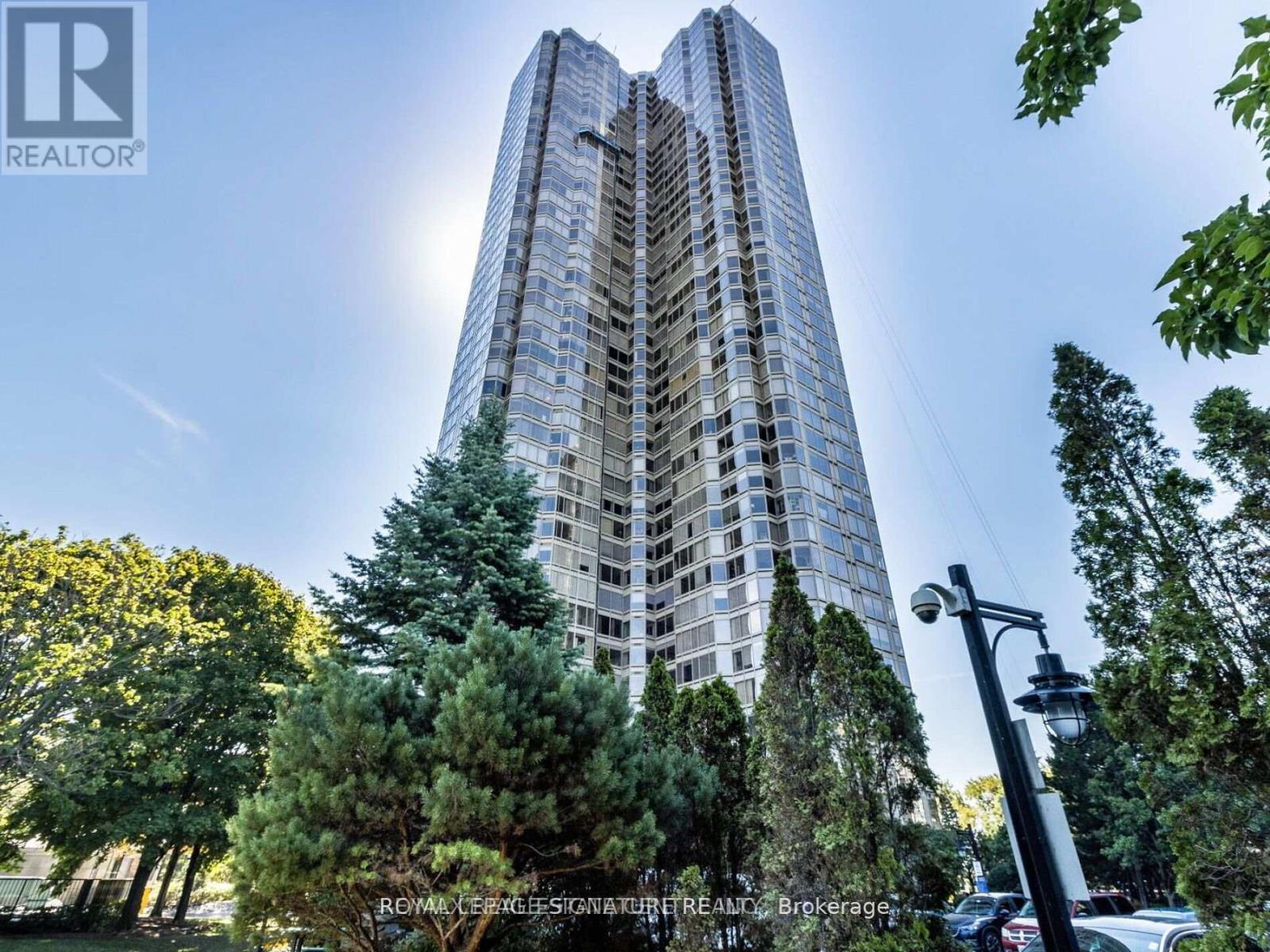 2108 - 1 Palace Pier Court, Toronto, Ontario  M8V 3W9 - Photo 28 - W12540248