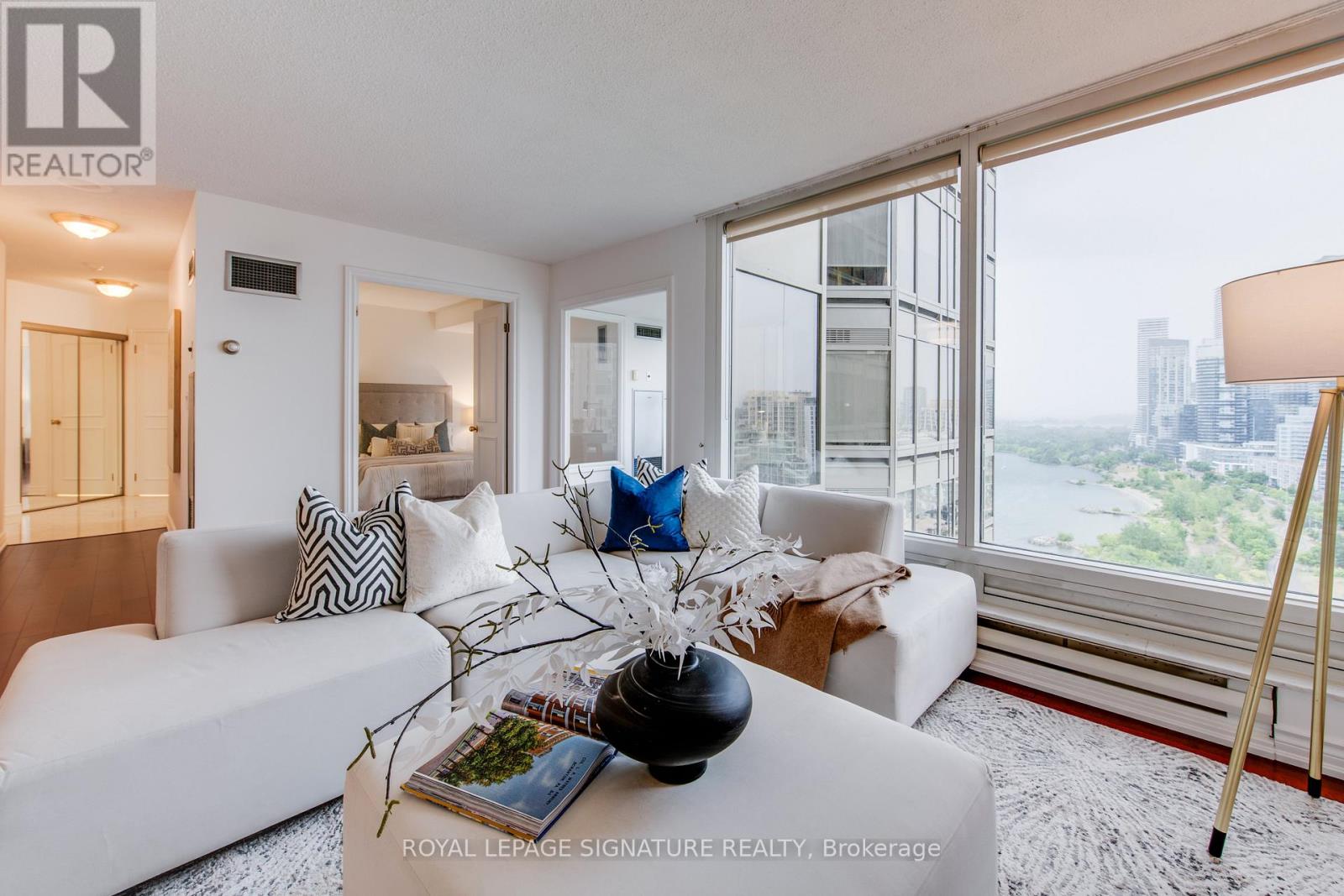 2108 - 1 Palace Pier Court, Toronto, Ontario  M8V 3W9 - Photo 4 - W12540248