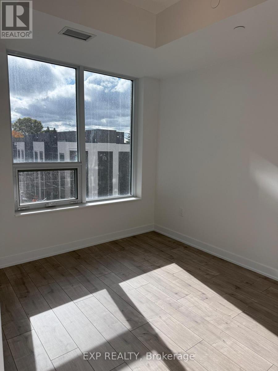 302 - 500 Plains Road E, Burlington, Ontario  L7T 2E1 - Photo 17 - W12540306